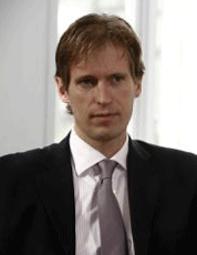 La notion d’hybride fait référence à la possibilité de mixer les environnements physiques et virtualisés dans un ensemble cohérent. 