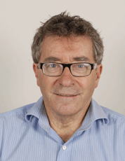 Jacques Chauvet, Directeur général de Mov’eo, le pôle de compétitivité spécialisé dans l’automobile et les moyens de transports avancés, a répondu à nos questions concernant la voiture connectée et les applications qui y sont liées.