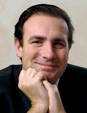 Le syndicat national de l’industrie des technologies médicales (Snitem) a élu à sa tête ce diplômé de HEC et de l’Ensia (Ecole nationale des Industries agroalimentaires). 