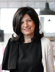 Tout et son contraire a été écrit sur la signature électronique. Face aux obstacles qu'elle rencontre, notamment en France, la signature électronique avance de sérieux arguments : outre une forte sollicitation par les jeunes générations, elle est aussi et surtout un formidable accélérateur du taux de transformation.