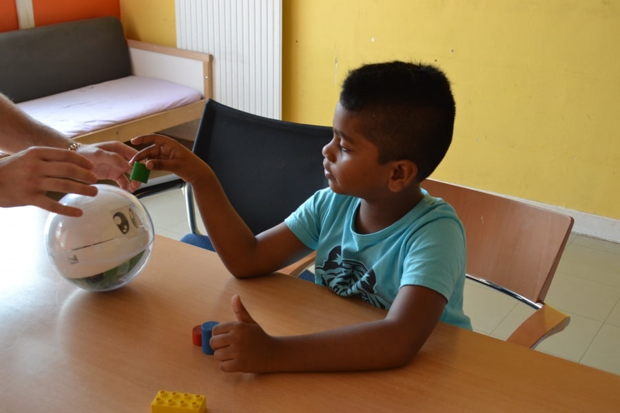Robot pour enfant autiste © Leka