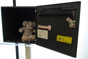 domino-La-Poste-bouton-connecté-article