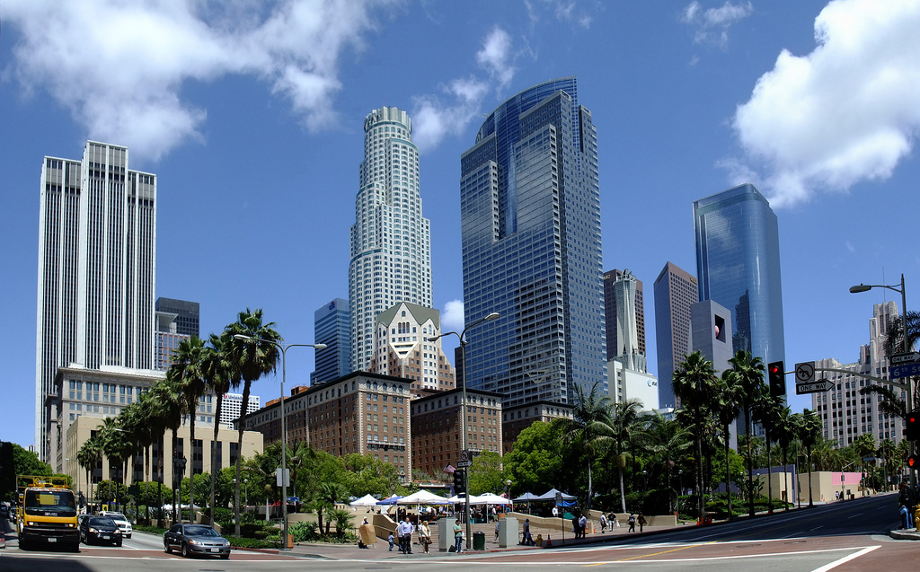 Downtown Los Angeles,  Pershing Square. © Flickr CC Slices of Light