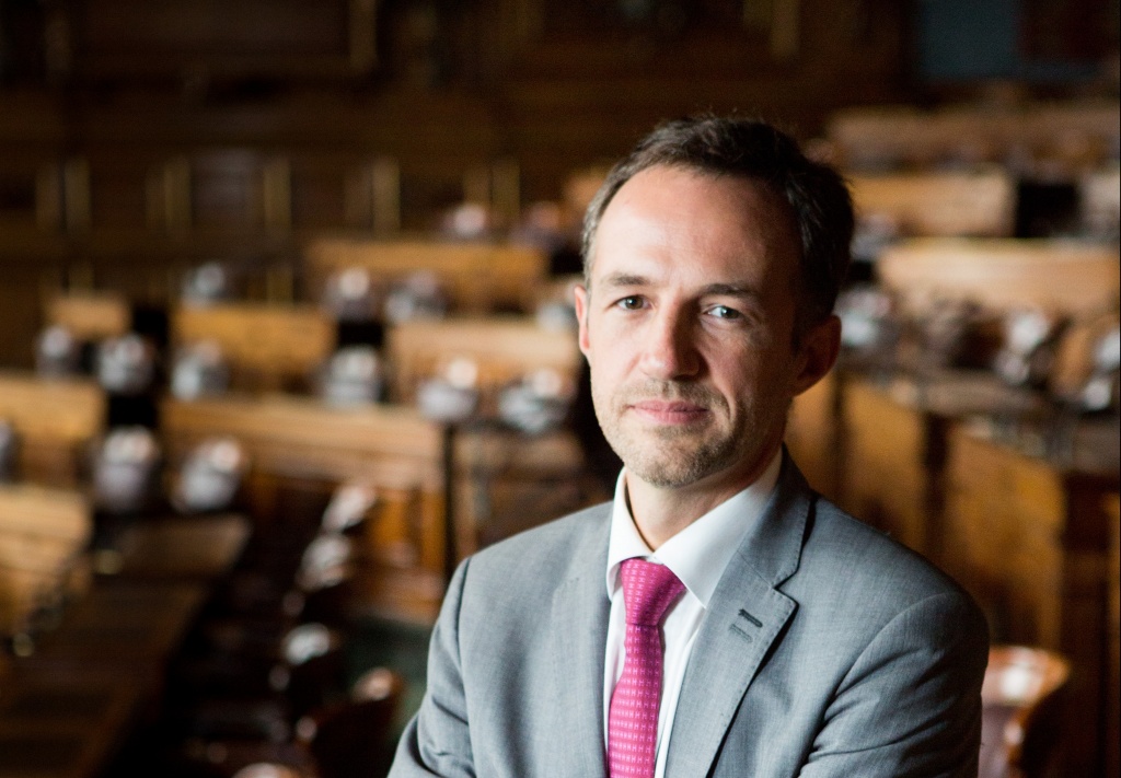 Portrait Emmanuel Gregoire