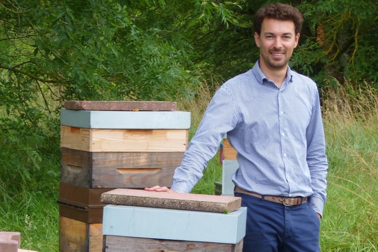 Bertrand Laurentin entend déterminer les causes de mortalité des abeilles. ©DR