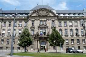 Alors que 75 % des emplois nécessitent la maîtrise de compétences numériques, les demandeurs d’emploi ne sont pas tous égaux face au numérique.