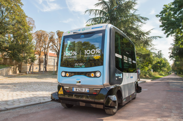 Si toutes ces technologies sont rendues possibles, c’est notamment grâce à l’accès privilégié aux données de transport dont bénéficie le service public. Mais dans un contexte de libéralisation du transport français, l’accès à cette data tend à être ouvert à la concurrence. C’est ce que laisse présager l’article 11 de la loi Lom qui prévoit notamment l’ouverture de la billetterie publique aux acteurs privés | E.Touzé - Crédit Photo@RATP31