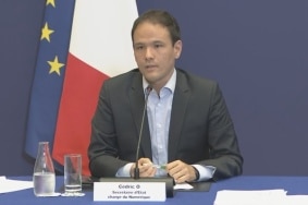 Cédric O, secrétaire d'État chargé du Numérique, lors de la conférence de presse sur l'application StopCovid du mardi 23 juin 2020.