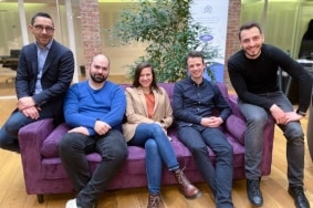 Sebastien Lieutaud (VP sales), Aymeric Aitamer (CEO et co-fondateur), Svetlana Pogodina (Directrice générale), Bastien Cadiot (Head of engineering), Vincent Behemel (Head of Product).
