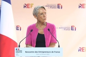 Elisabeth Borne lors de son discours à la Rencontre des Entrepreneurs de France (REF) ce lundi 29 août.