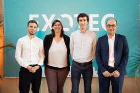 De droite à gauche Bertrand Foucher, Directeur général de l’Aderly, Renaud Heitz, Co-fondateur d’Exotec, Stéphanie Foucart, Directrice R&D Software Exotec et Julien Marbouty, Directeur d’H7