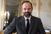 Edouard Philippe, L’industrie, chouchou d’un « Etat partenaire »