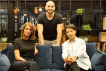 Les 3 co-fondateurs de Bliink : Siham Fadili CEO à droite, Julia Muller, Head of Sales à Gauche et Samuel Kerboeuf, CTO, au milieu.