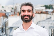Raphaël Labbé (Wiztrust) : « La blockchain est une très bonne solution pour combattre la désinformation financière »